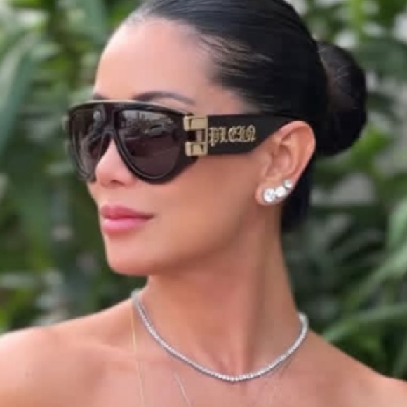 Excluded Philipp Plein Sunglasses New 375